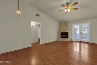 Photo #2: 6327224 Listing