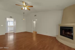 Photo #5: 6327224 Listing