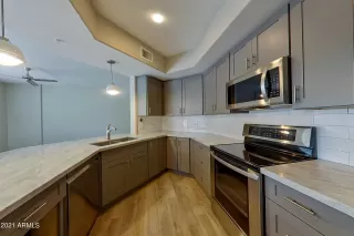 Photo #5: 6327433 Listing 