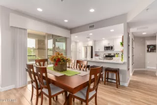 Photo #5: 6327461 Listing