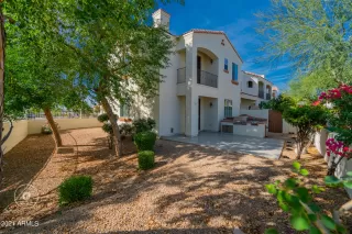 Photo #6: 6327500 Listing