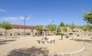 Photo #4: 6327535 Listing