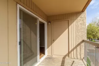 Photo #6: 6327535 Listing