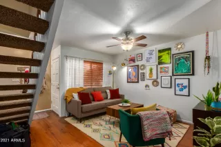 Photo #4: 6327566 Listing