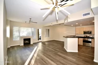 Photo #2: 6327577 Listing 