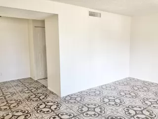 Photo #1: 6327597 Listing