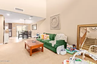 Photo #5: 6327719 Listing