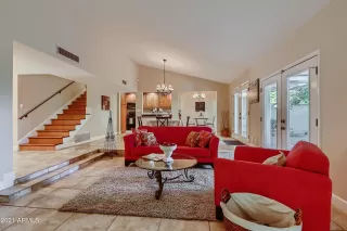 Photo #1: 6327726 Listing