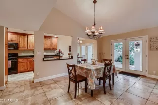 Photo #6: 6327726 Listing