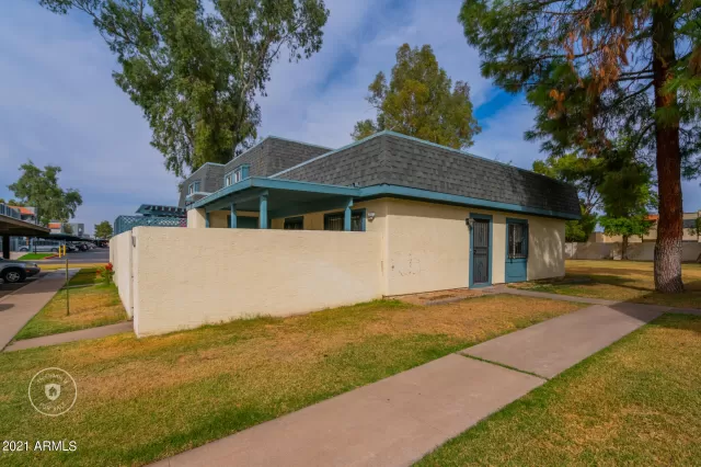 MLS: 6327747 Condo For Sale