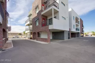 Photo #3: 6327812 Listing