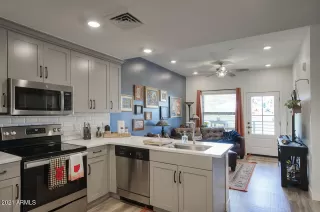 Photo #6: 6327812 Listing