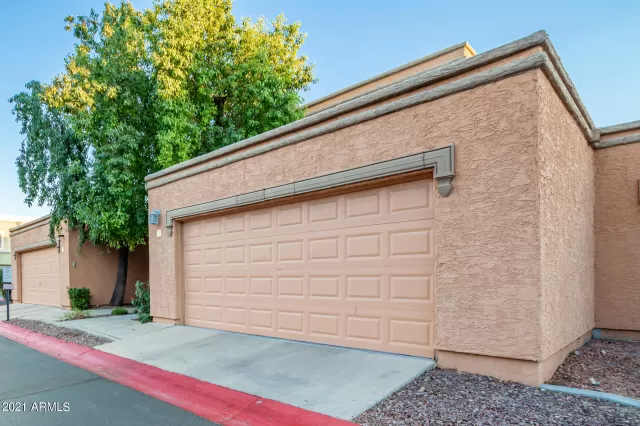 MLS: 6327991 Condo For Sale