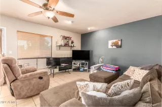 Photo #5: 6327991 Listing