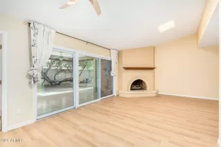 Photo #3: 6328032 Listing 