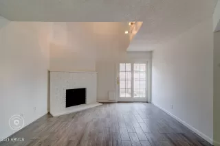 Photo #4: 6328095 Listing