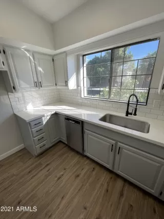 Photo #1: 6328118 Listing