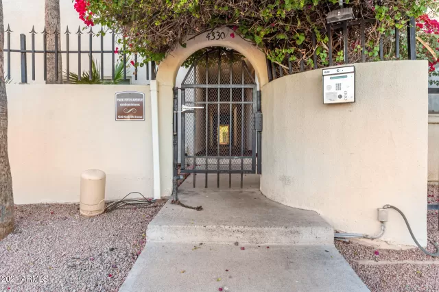 MLS: 6328159 Condo For Sale