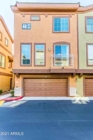 Photo #2: 6328192 Listing