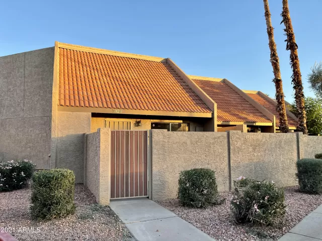 MLS: 6328274 Condo For Sale