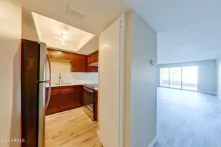 Photo #2: 6328286 Listing 