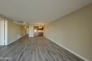 Photo #4: 6328286 Listing 