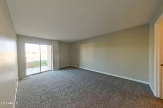 Photo #6: 6328286 Listing 