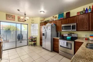 Photo #4: 6328360 Listing