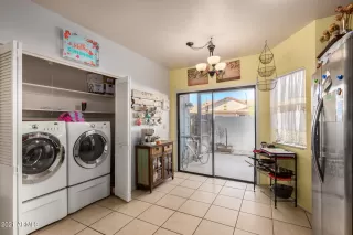 Photo #6: 6328360 Listing