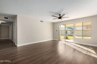 Photo #5: 6328369 Listing 