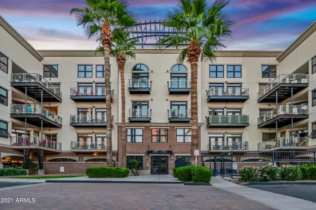 MLS: 6328441 Condo For Sale