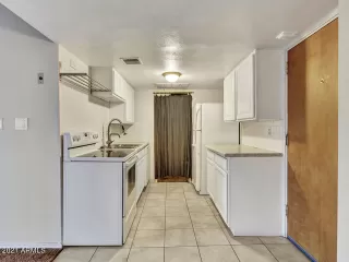 Photo #3: 6328491 Listing