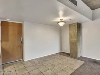 Photo #4: 6328491 Listing