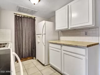 Photo #6: 6328491 Listing