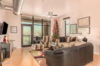 Photo #2: 6328529 Listing