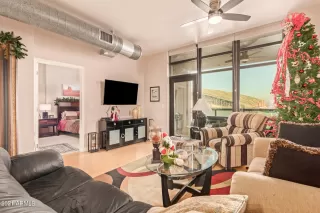 Photo #5: 6328529 Listing