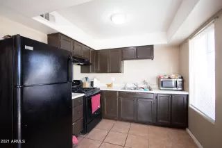 Photo #3: 6328561 Listing