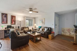 Photo #3: 6328569 Listing