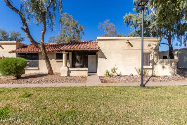 MLS: 6328837 Condo For Sale