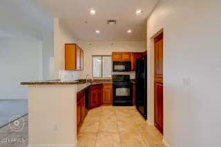 Photo #3: 6329253 Listing 