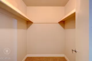 Photo #5: 6329308 Listing 