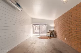 Photo #3: 6329318 Listing 