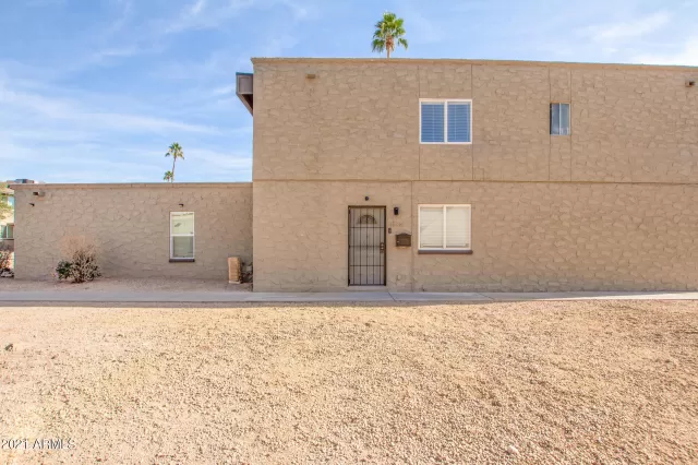 MLS: 6329538 Condo For Sale