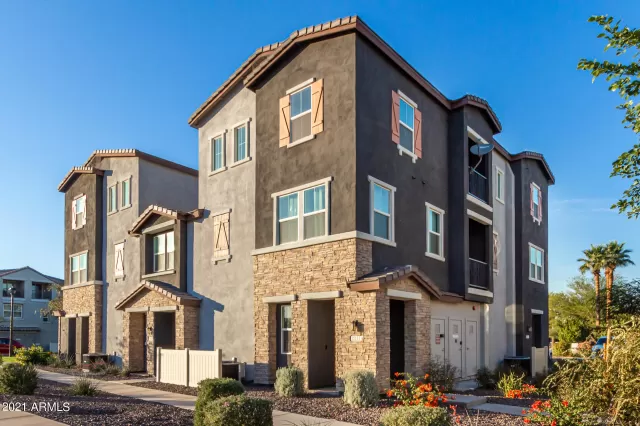 MLS: 6329610 Condo For Sale