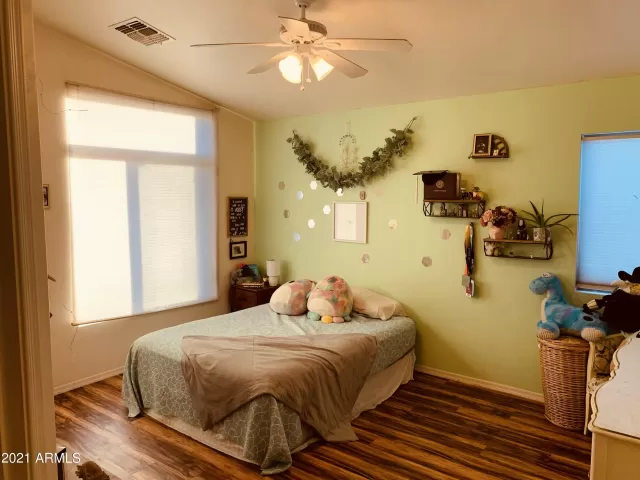 MLS: 6330020 Condo For Sale