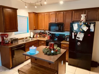 Photo #4: 6330020 Listing