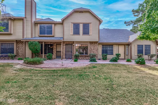 MLS: 6330172 Condo For Sale