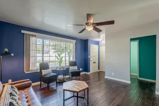 Photo #2: 6330193 Listing