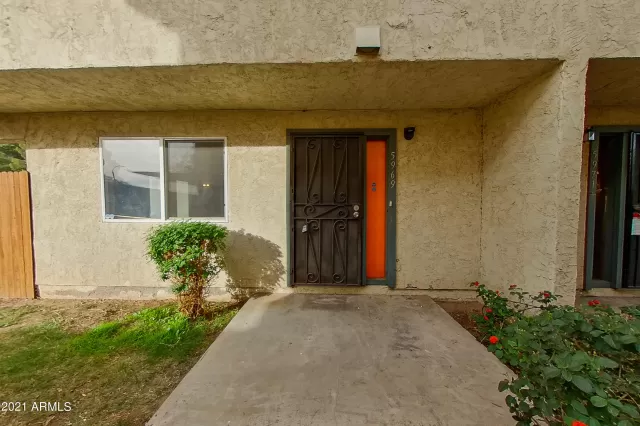 MLS: 6330255 Condo For Sale