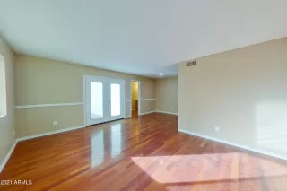 Photo #1: 6330255 Listing